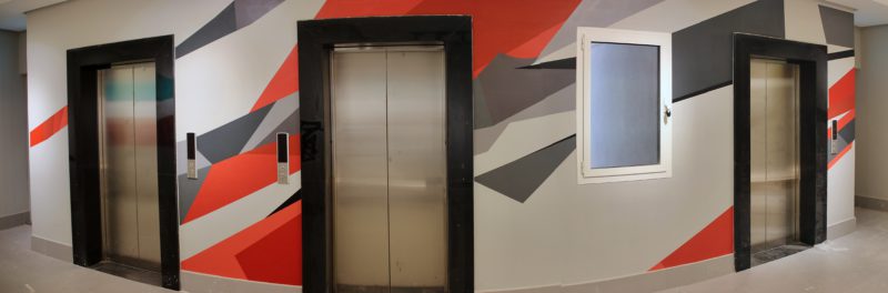 Malba interiéru vstupu do Fit Republic. Kuvajt